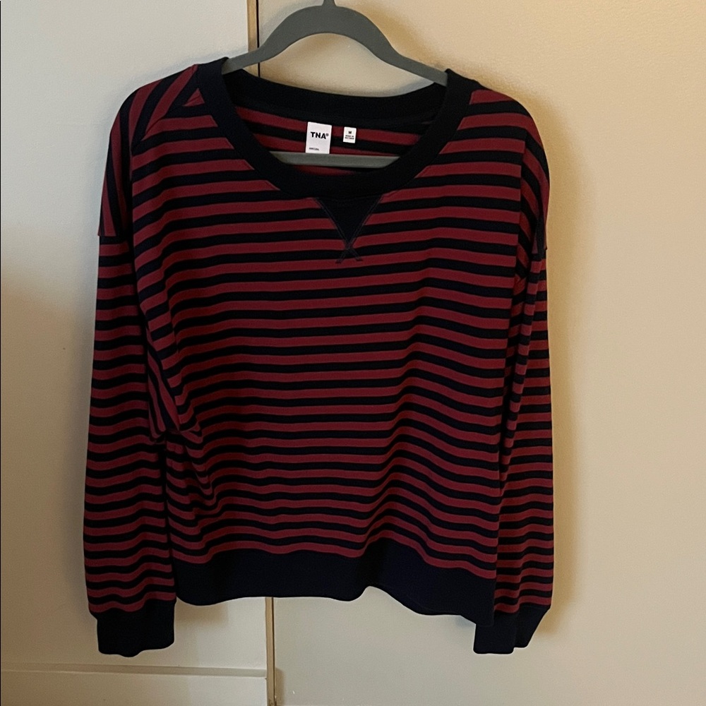 TNA wicket long sleeve